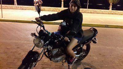 Me gustA sEr divertida..! Ser AmableE y que a todoS les caiga bien..!