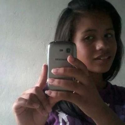 sigam aqui no tt :VITÓRYA STYLES(@vitorya_regina) sigo tds dvlt ;) :*