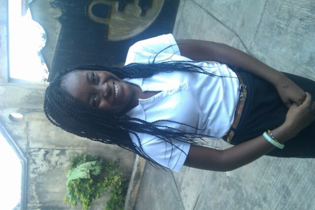 tuminiy's profile picture. Am funn...y?#red lipstick#riri#