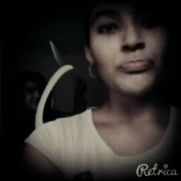 LIBRE PENSADORA! Lo común me quita lo corriente, Fumate mis tweets como métodos de inspiración. RealG4Life♥