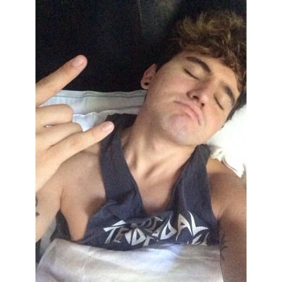FOLLOW @delreycaylen FOR A DM TO JC I WANT U ALL TO GET HIS FOLLOW