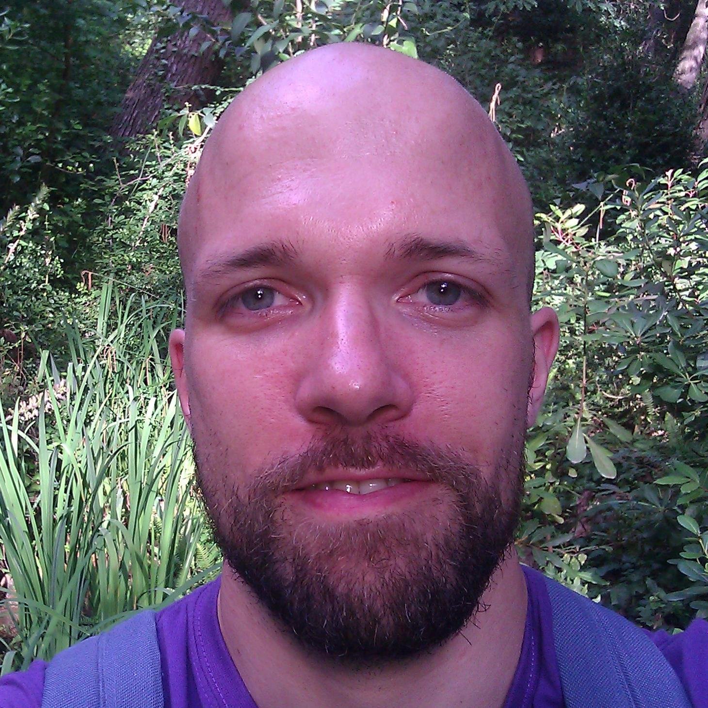 joanmut's profile picture. Llicenciat en filologia hispànica i catalana a la UIB, masterificat a Barcelona, professor de llengua a Hèlsinki, Mallorca i Menorca i ara assessor lingüístic