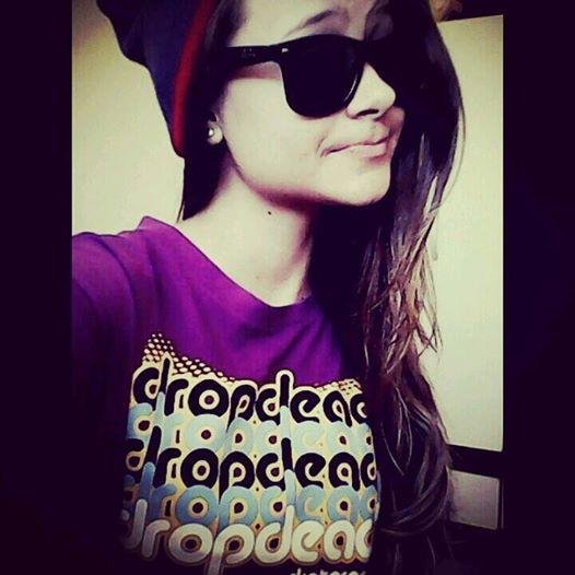 Futura YouTuber / 16 anos / Fã da Kéfera Buchmann/
•CANAL DO YOUTUBE: Milly Silva 
•SNAPCHAT: millysilvaa 
•INSTAGRAM: @nutellaeu