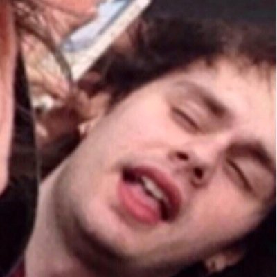 i m the real micheal cliffer n i am in a band clad 5 secunds of sumer