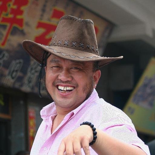 As a Renewable Energy CEO with more than five years of experiences and career in the environmental sector, I  am good at the business solutions.