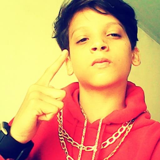 Se as novinha cola e por que gosta de aventura!