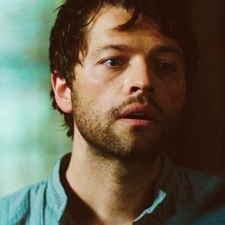 Hey, I'm Castiel. Don't expect me to be a pushover, I'll slit your throat before you finish my name.