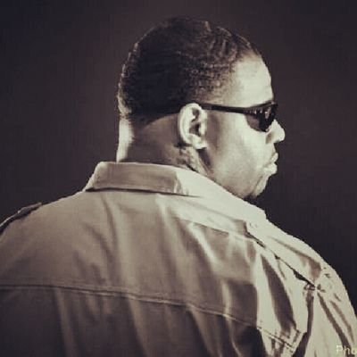 robrsin's profile picture. 