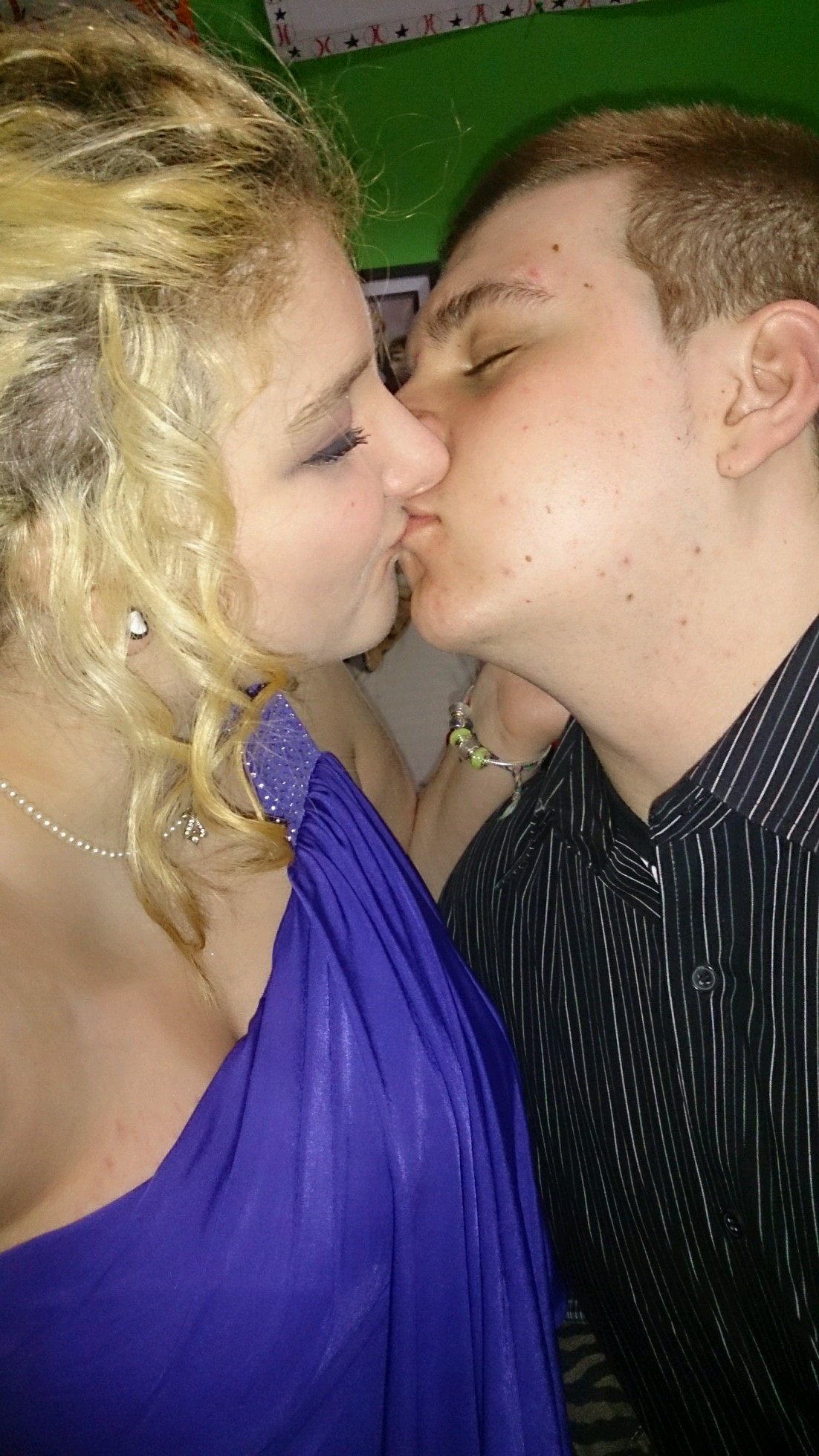 I have the sweetest most beautiful girlfriend in the world, no-one could ever love anything like I love you @dreadpride