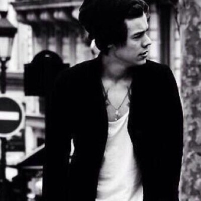 saved for @harrystylesjpeg
