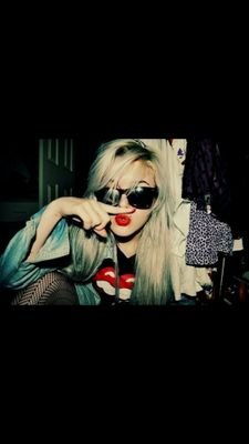 2 girls tryna make it in the real world. Smoke weed. Get drunk. And live yo god damn life bitches.