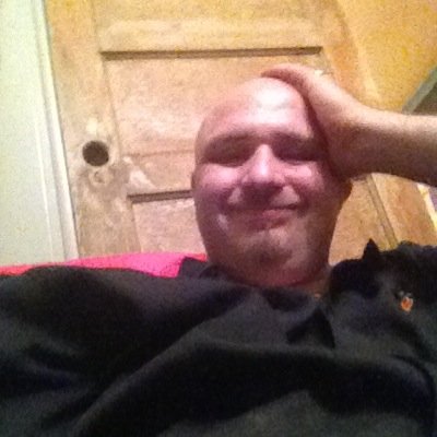 Hi im david im 27 years old likes to chat have fun be online chating or texting if u like to text me here it is 9184170302 text me some time