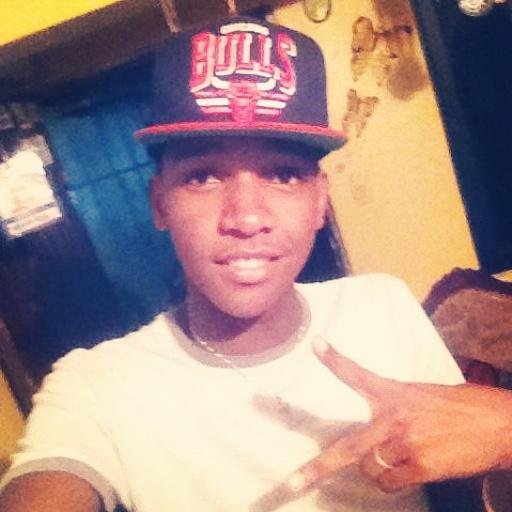 - No Siempre Vas A Brillar  Amoo' Mi Chikita ! Mozarista ✌✌ @mayicarvajal_:x5  My Culona que quieroo :*