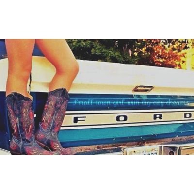 SmallTownSkankk's profile picture. Small town life, here to complain about whatever the fuck I want.