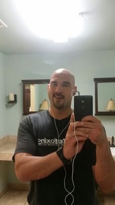 mvpmike32's profile picture. I love God #1 the. fitness, nutrition and #advocare. I want to help and inspire others. instagram Italianmike28                https://t.co/CpWP0QDoKP