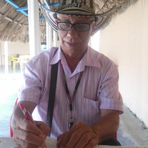 Hugo Miguel Buelvas Posada, periodista y actual director  de la Revista Milenio con sede en la ciudad de Montería. Estudios profesionales Filosofía y Letras