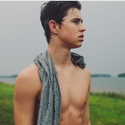 FREE FOLLOW ✨ FOLLOW @tbhgrierdallas FOR DMS TOO NASH, JC, & SAM & JEYDON ❤️ ASK OR WAIT FOR TWEETS FOR IT SHE WILL FOLLOW BACK