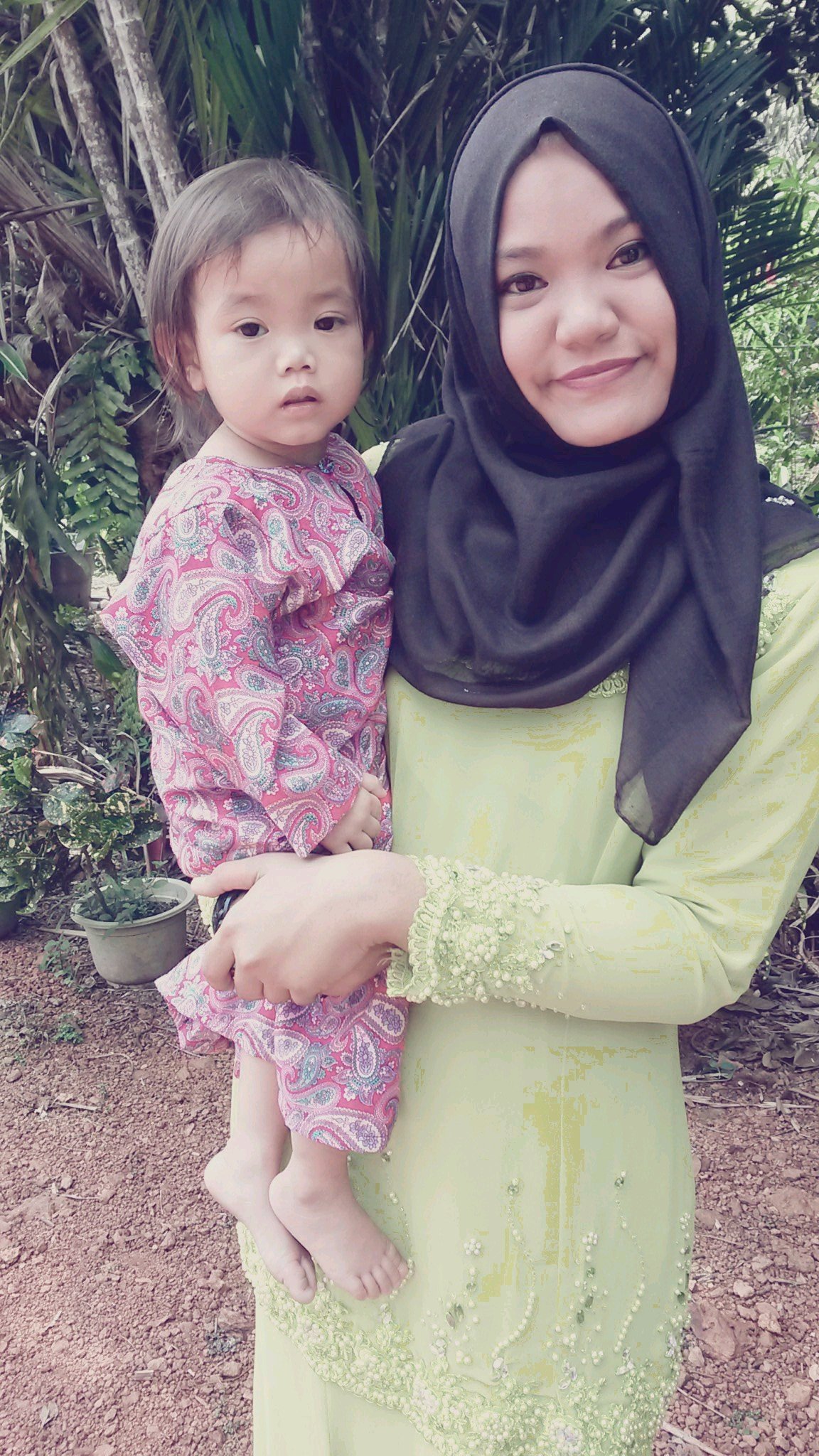 izaaina1's profile picture. 