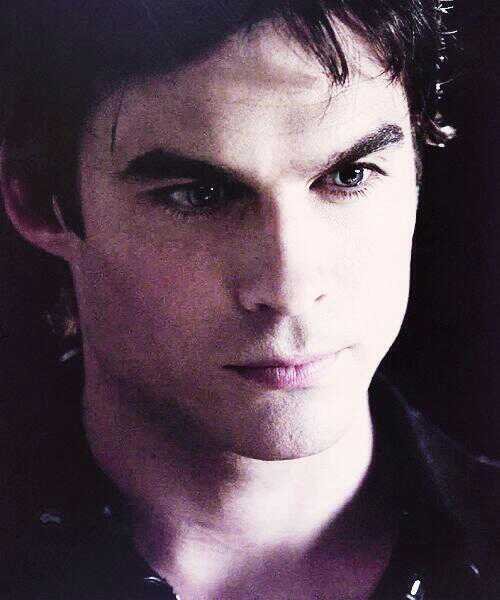 I'm the evil brother don't get to close to me and my brother #Stefan we might bite