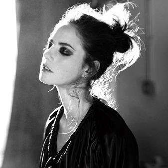 Murmullos en sueños, gritos de dolor.// 19 Hasta que deje de respirar.∞ D 3