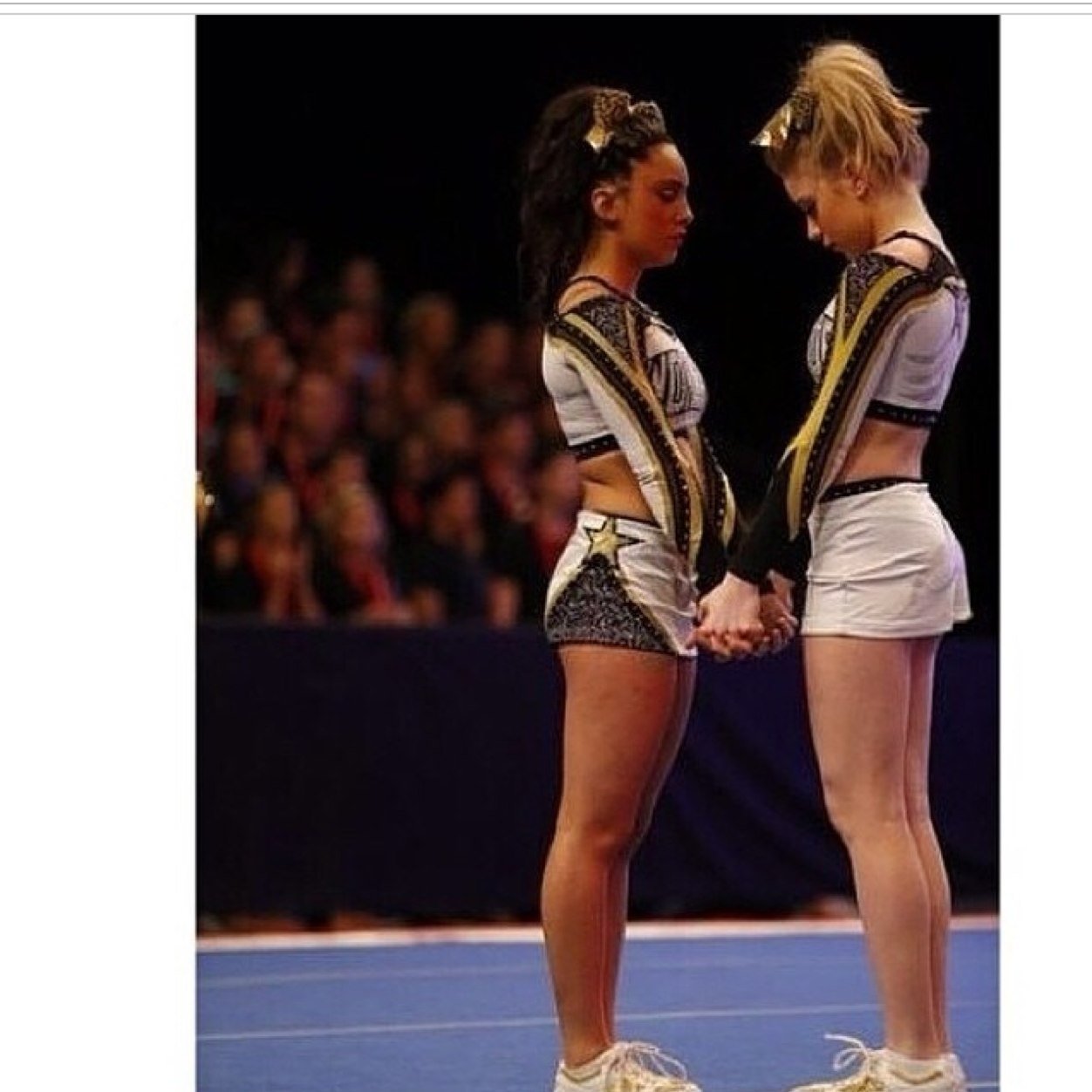 cheergirlss's profile picture. if you dont cheer youre not fierce.
