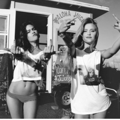 isthishappienes's profile picture. 