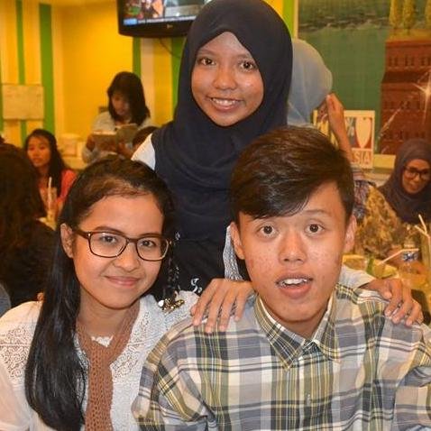 cinta adalh suatu yang menggambar kan kpribadian pda diri qt sndri dan ornag laen. .
