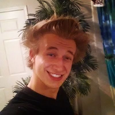 jordan. 19. im an ass & I love big nugs of weed.