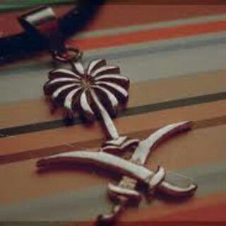 ‏‏‏!وش ﺎسويء بشخص يخليني*- كل يؤم احبہ آكثر..♥
