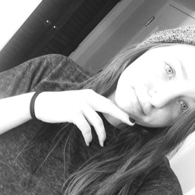 sadnlame's profile picture. sorry !