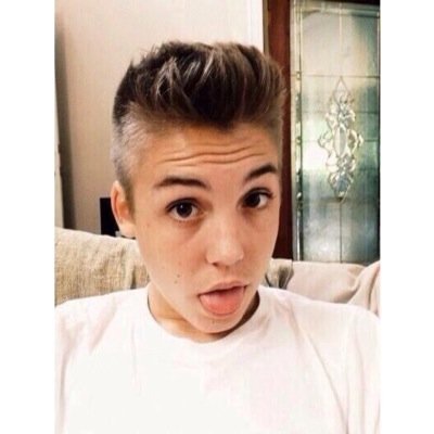 Follow @lovmattespinosa and @mogconboys45 plz!! Free follow