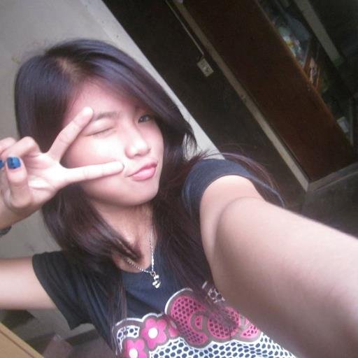 A Cheerleader | Loves Dancing | 17 | Philippines