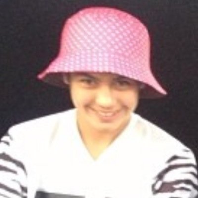 Fuck man you can never decide if the bucket hat is gonna make or break the outfit.