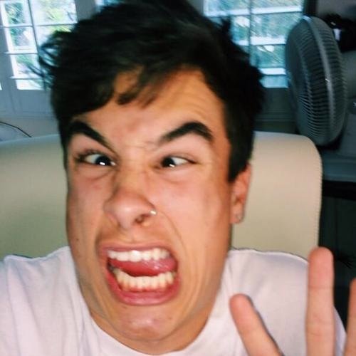 kissed tyler, hugged troye, met JC. youtubers took over my life :(( 0/6 but praying thats gonna change soon