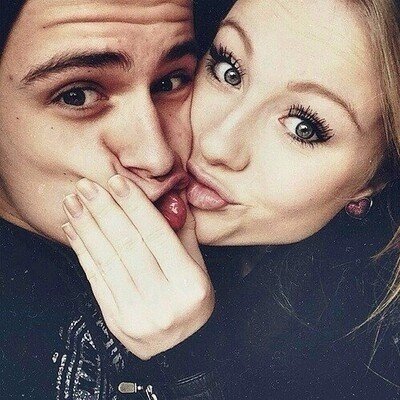 Dm us a message/secret that you want to tell someone and we will tweet it to them anonymously!