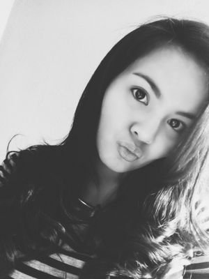 christie_dewi's profile picture. Be brave and take courage ✌