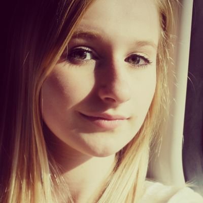 Annie, Czech Republic (nárnia-_- :D), 15, Belieber♡ JB Official Designer follows(7.2.2014), The Vamps noticed(23.2.2014) Thank you!♡:)