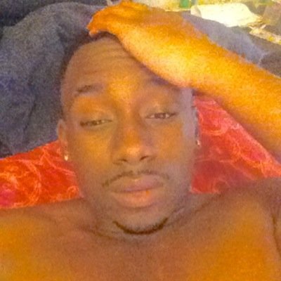 lilGrizzy_20's profile picture. 