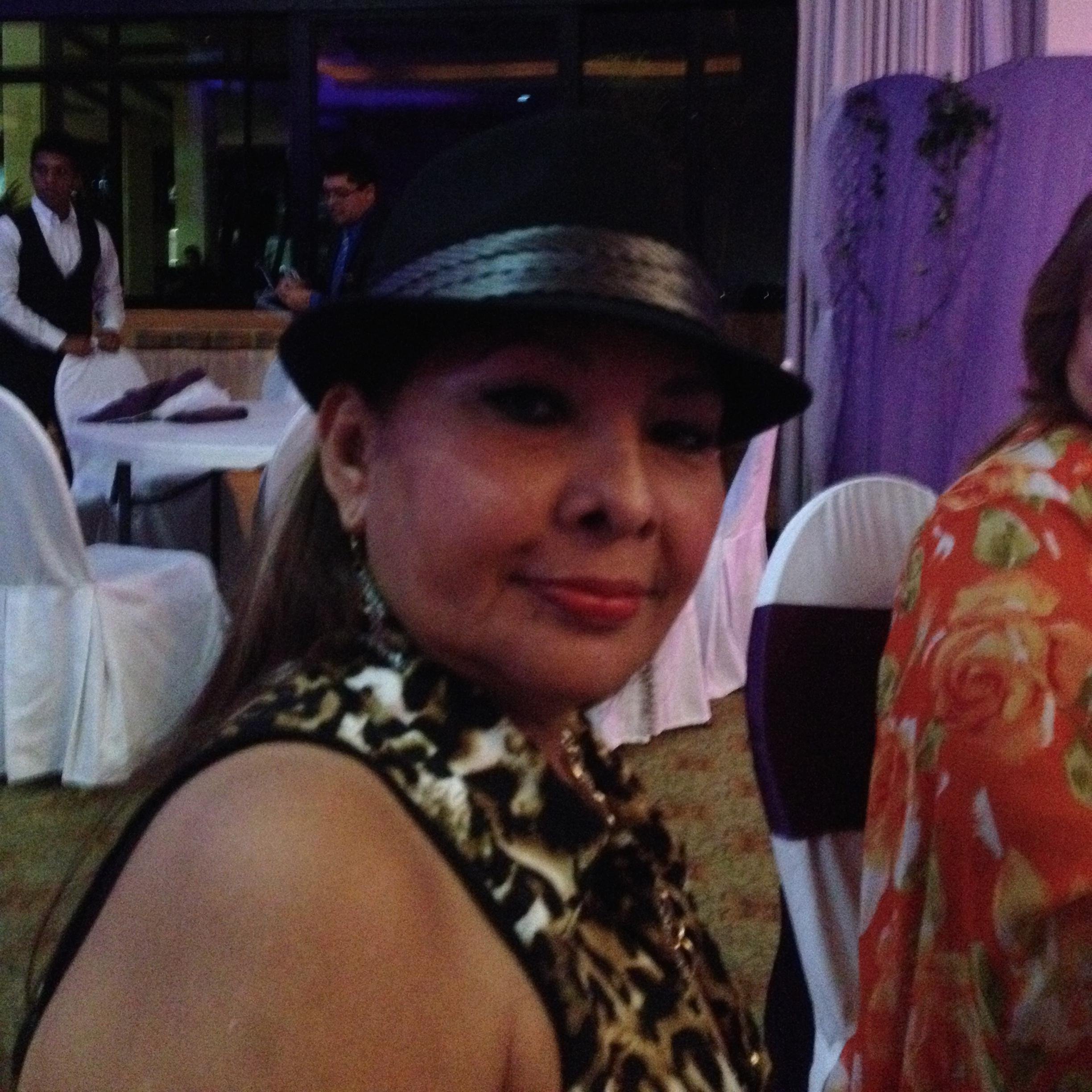 carmensita1125's profile picture. Licenciada en diseño en artes aplicadas, decoradora, y me gusta mucho las manualidades, costura, pintura en casa etc, lo que desee.