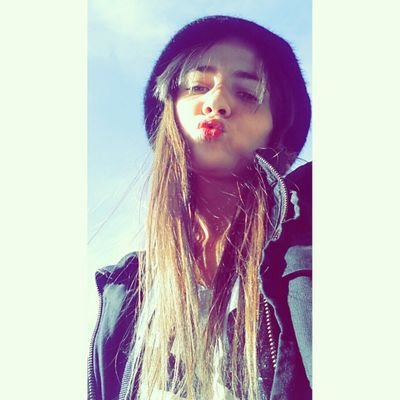 delfiduncan's profile picture. Smiling is good for the heart, laughing is good for the soul and loving will keep you living, laughing and smiling ♡