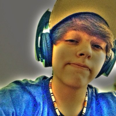 @FeralEliteClan • Gaming • Duo - @Feral_Pulse • Green Wall • John 3:16 ♥️