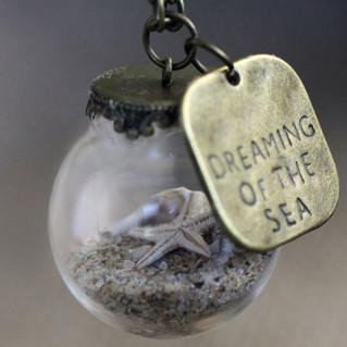 KitschyKooAust's profile picture. Handmade Jewellery with free delivery Australia wide ❤️
Made in Geelong VIC!