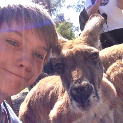 MooGiraffe123's profile picture. 