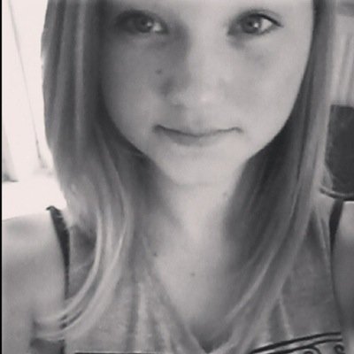 Marietje_vbtje's profile picture. / belieber for life / loganlerman/ teen wolf / the mortal instruments /spongebob /books / ♥♥♥