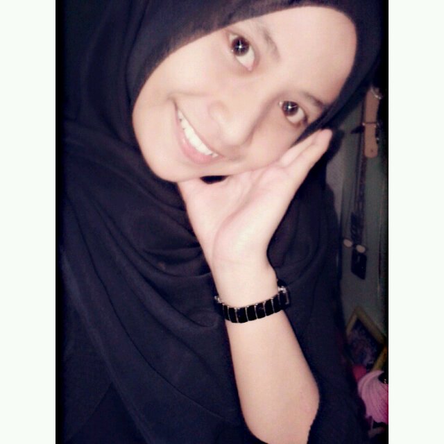 RamadinaCyntia's profile picture. Yesterday is but today’s memory and tomorrow is today’s dream.