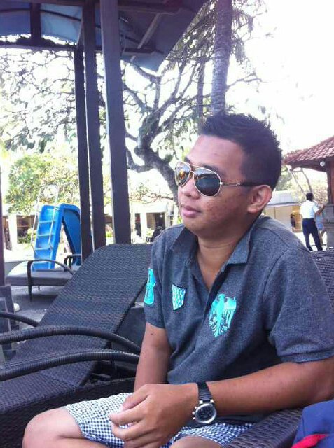 AntonyS16's profile picture. Never look back, reminiscing on yesterday. Smile for the future, tomorrow's a new day.