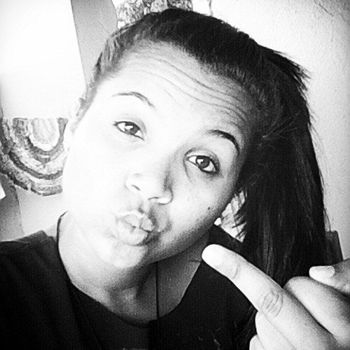 Eu enfrentaria todo o inferno     Para segurar a sua mão  ♥
  #FarAway ,  #Nickelback ✌