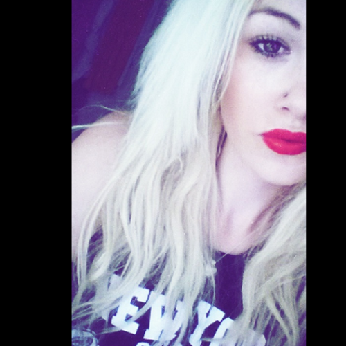 Ella_Thompson25's profile picture. Snapchat&Instagram; Ella_Thompson25✌