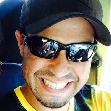Nem melhor nem pior, Apenas diferente.
Respeito pra ser respeitado, Palavras até convencem + atitudes provão, Confiança maior DEUS.