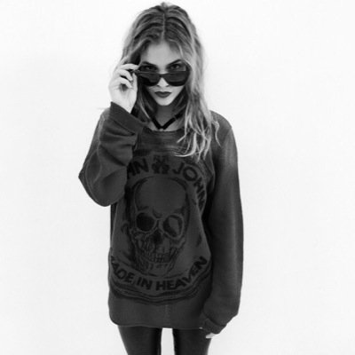 'Smile @justinbieber '
